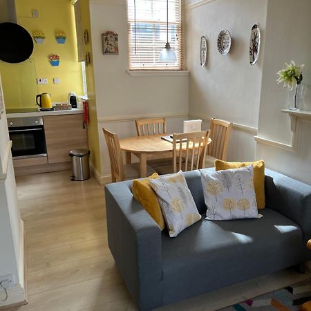 The Cosy Courtyard Apartment EDI Exterior foto