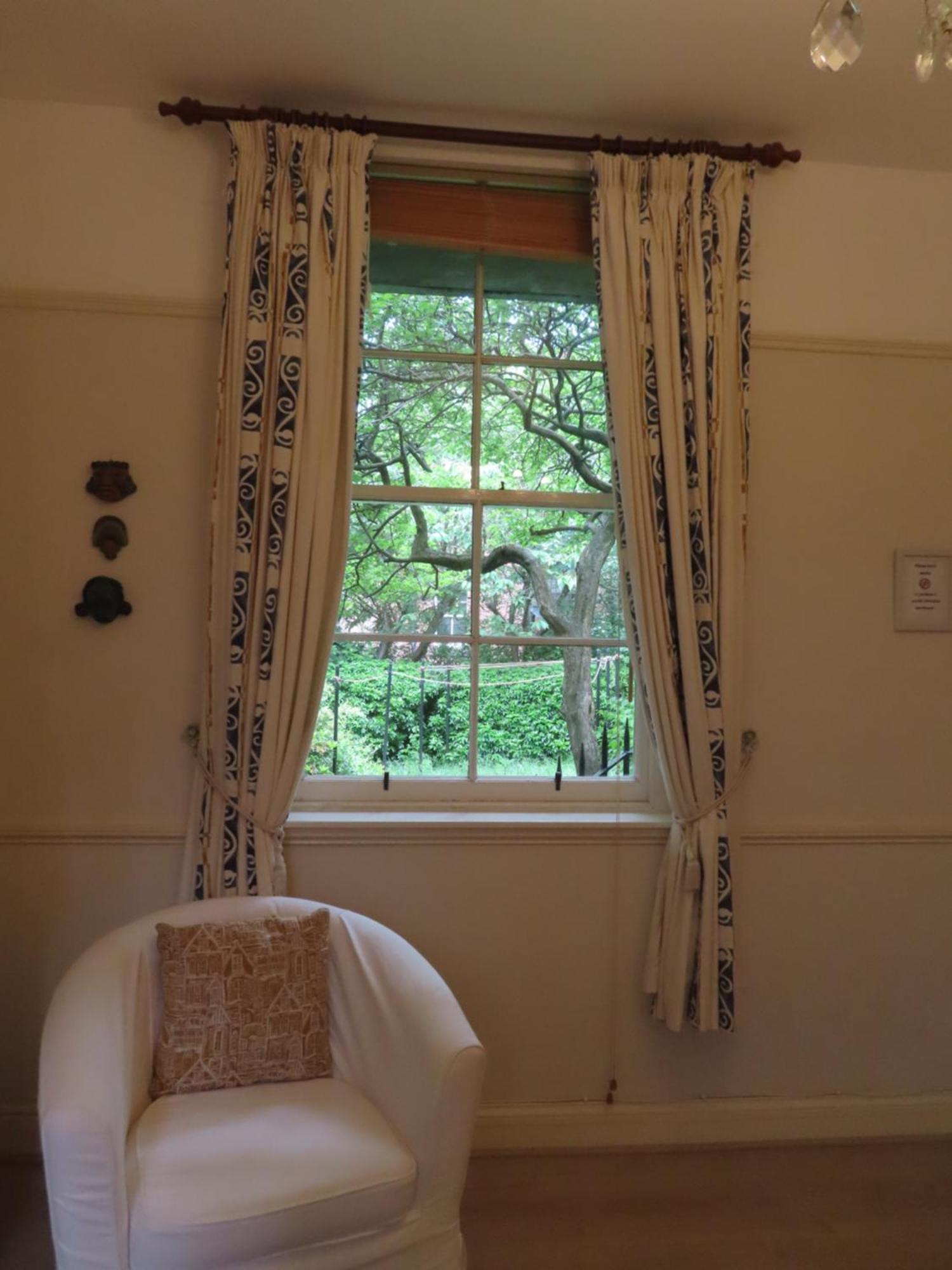 The Cosy Courtyard Apartment EDI Exterior foto