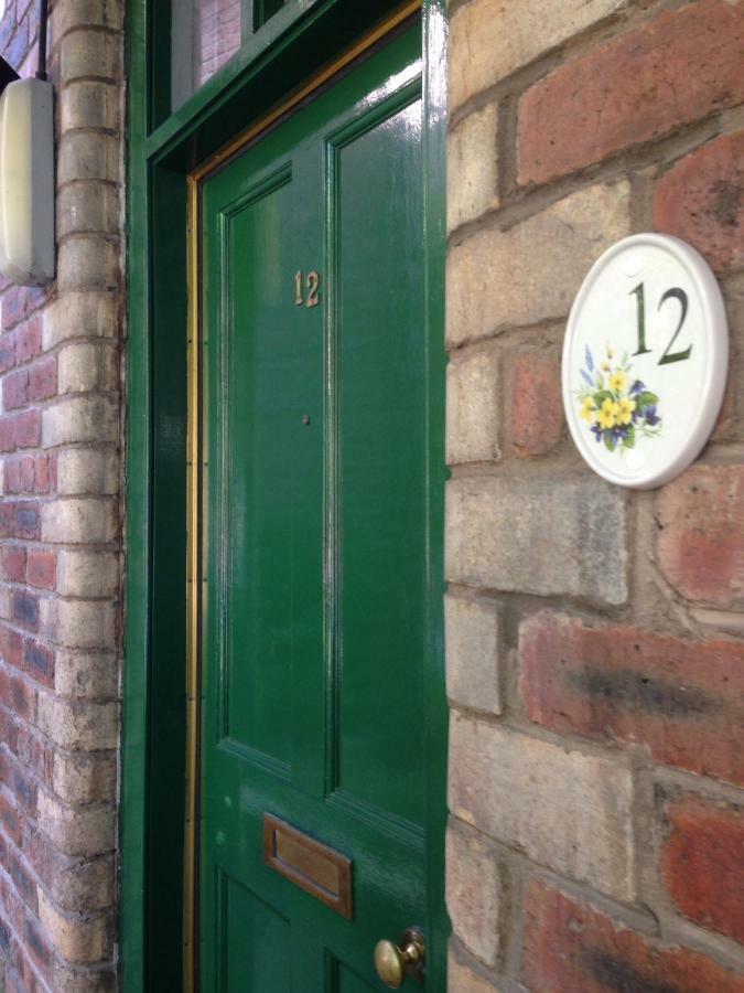 The Cosy Courtyard Apartment EDI Exterior foto